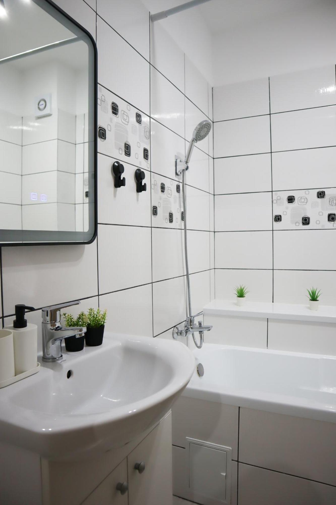 Brownix Apartment - Brown Residence Popesti-Leordeni Zewnętrze zdjęcie
